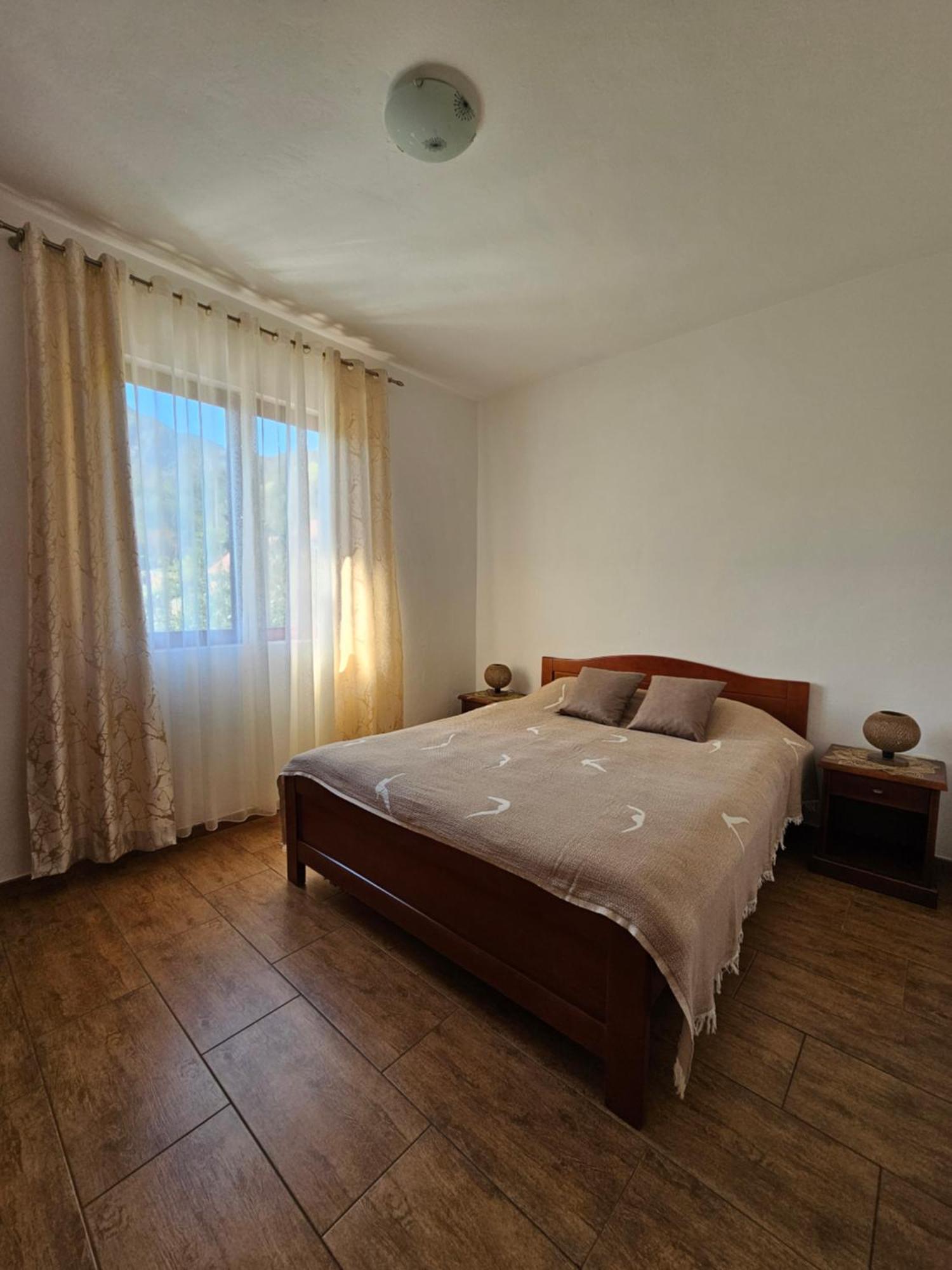 Apartments Nadja Kotor Buitenkant foto