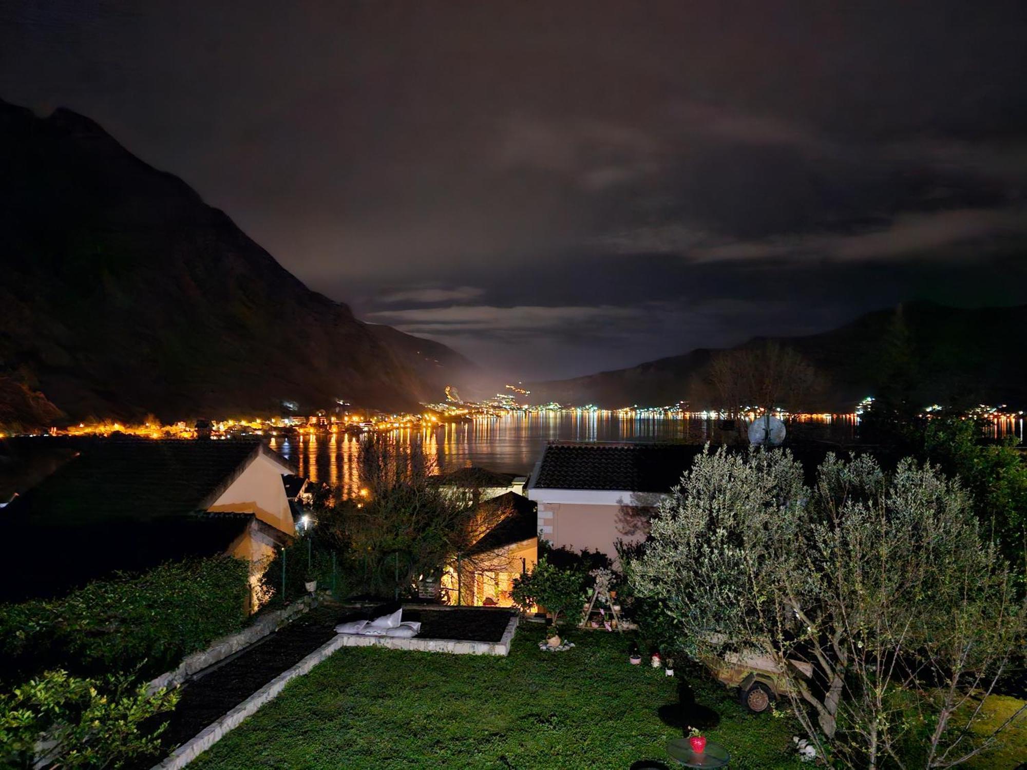 Apartments Nadja Kotor Buitenkant foto